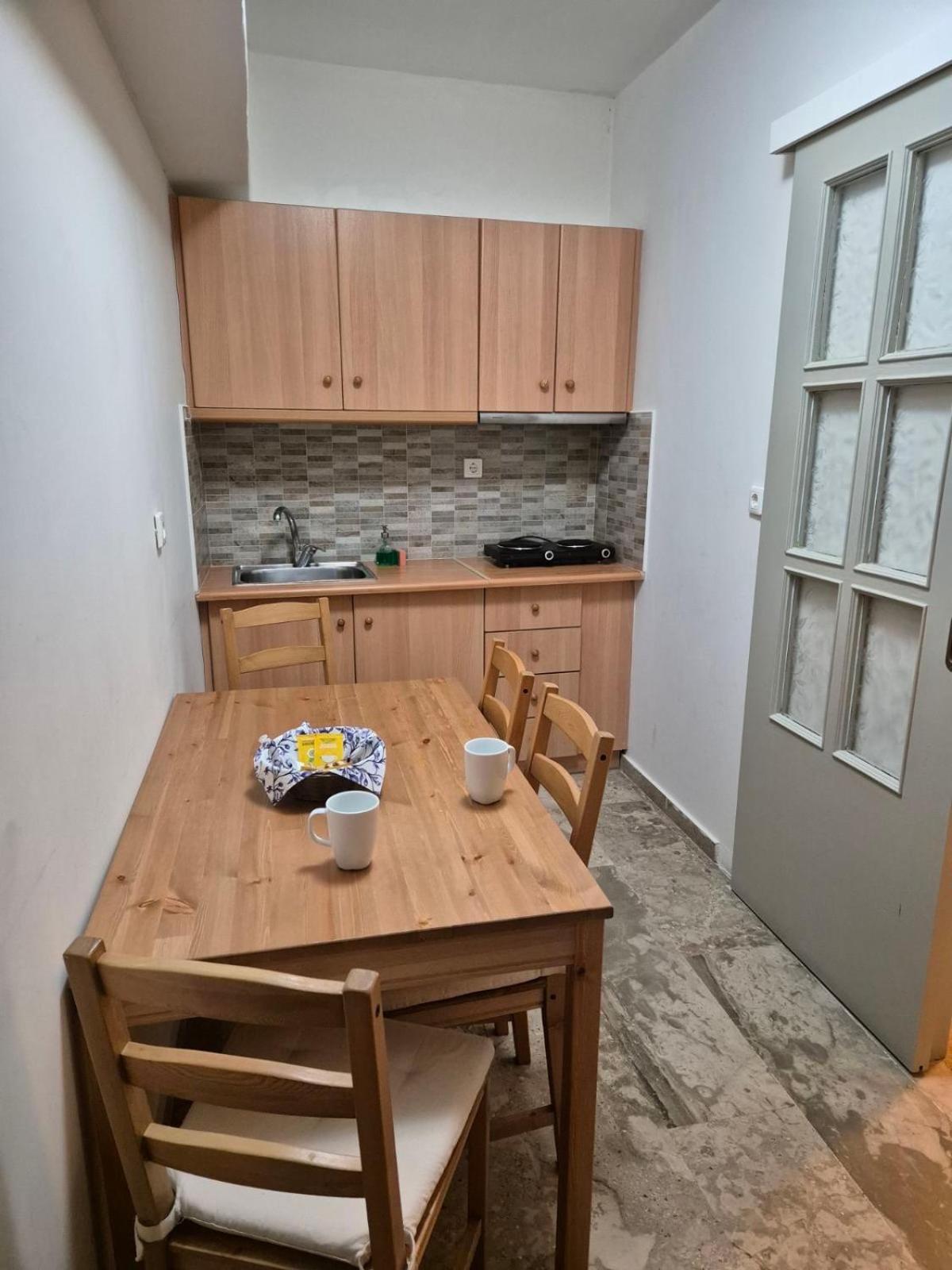 Drossinos Studios Poros Town Ngoại thất bức ảnh