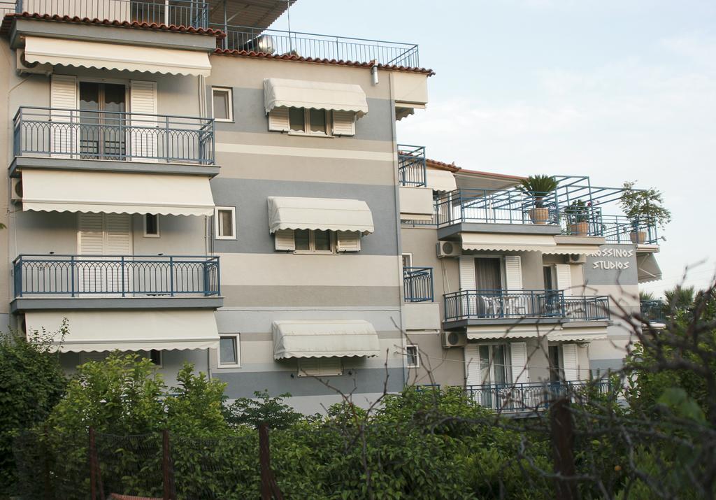 Drossinos Studios Poros Town Ngoại thất bức ảnh